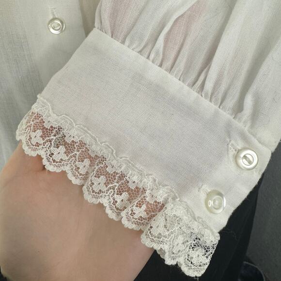 Vintage 70s 80s Sheer Performance Petter Pan Caller Lace Button Blouse - Picture 7 of 9